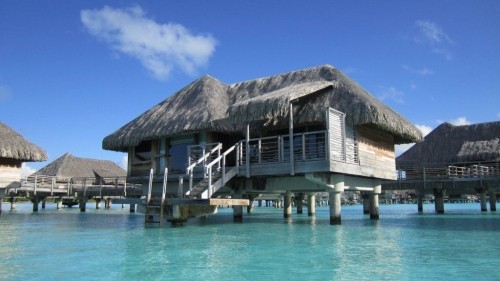 22 Ways to Cut Costs on Your (Once-in-a-lifetime) Trip to Tahiti
