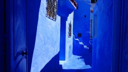 Enter a world of blue in Chefchaouen 