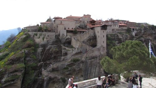Meteora Monasteries Greece – Legendary landscapes and majestic monasteries
