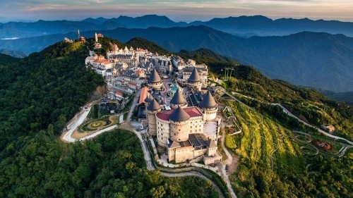 Ba Na Hills Guide: All You Need To Know (Golden Bridge included) 