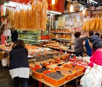 Hong Kong’s Tai Po Market | A Walking Food Tour 