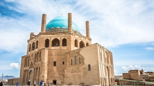 Highlights: off the beaten track in Iran