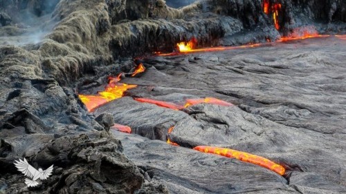 The Dancing Lava Fountains of Erta Ale •