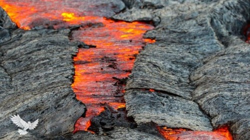 The Dancing Lava Fountains of Erta Ale •