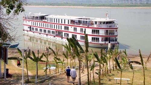 Loving the land of temples on an exotic Myanmar river cruise