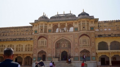 What To Do in India's Beautiful City of Palaces