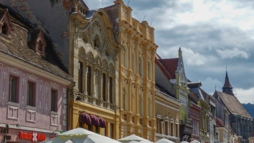 A Walking Guide to Brasov: The heart of Romania 