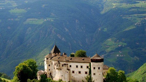 The Can't-Miss Castles of South Tyrol –