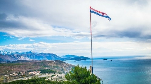 Do you want to get HIGH in Dubrovnik!