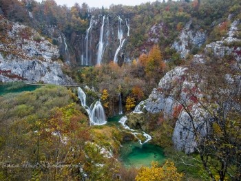 A guide to visiting Plitvice Lakes National Park & photography tips